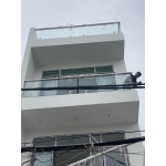 Lan can cầu thang kính 9