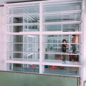 Tủ quầy thuốc tây