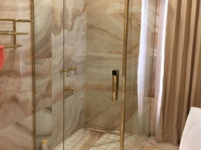 Cập nhật ngay địa chỉ thi công lắp đặt phòng tắm kính giàu kinh nghiệm